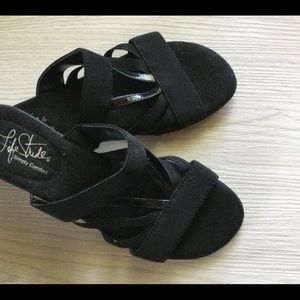 New Women’s Sandals